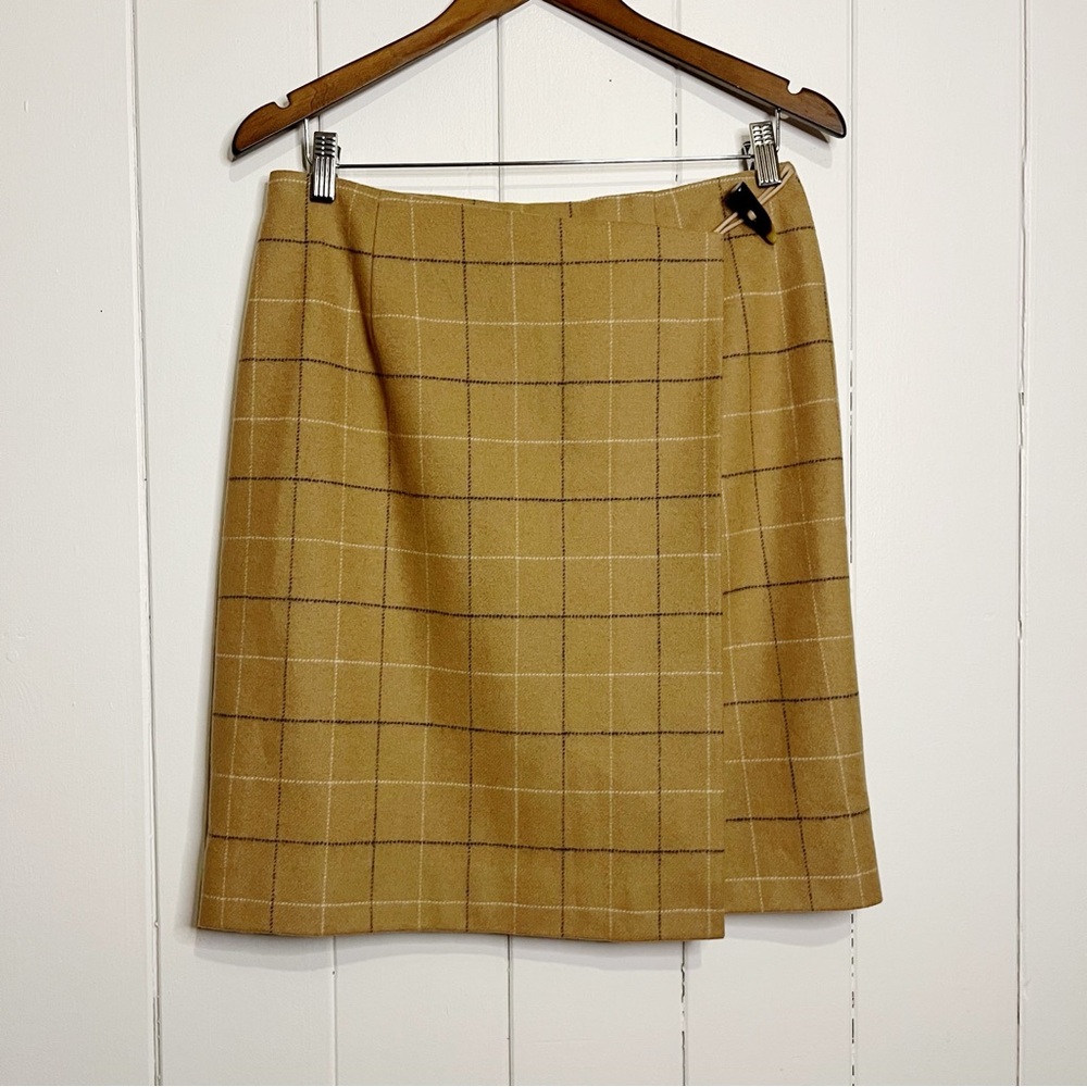 Vintage Talbots Wool Blend Plaid Wrap Mini Skirt. Size 10.